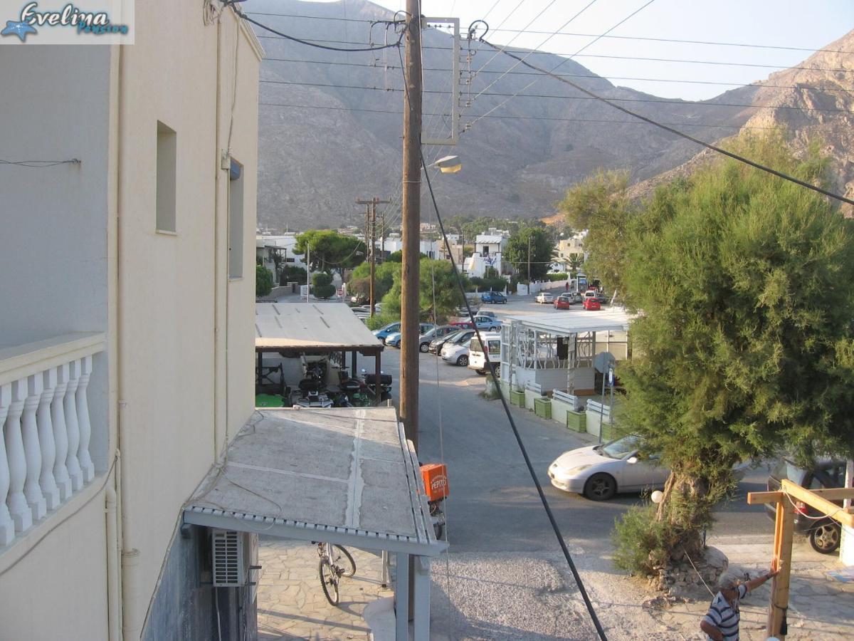 Evelina Beach Pension A Breath Away From The Black Beach Offer Plenty Of Accommodation Type To Suit Every Traveler'S Needs-Economic Rooms-Thematic Rooms-Design Rooms-Kitchenette Rooms-Studios-Small Apartments Perissa (Santorini) Exterior foto