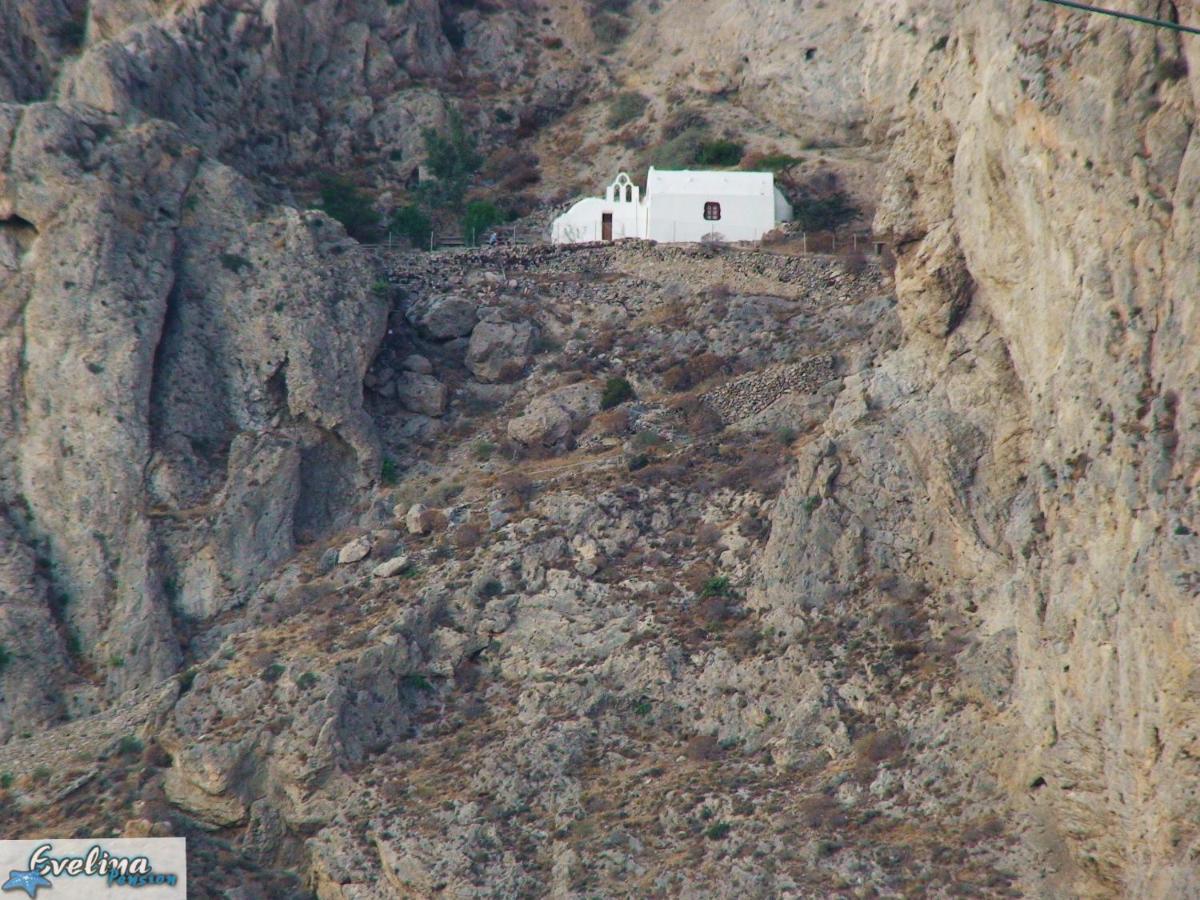 Evelina Beach Pension A Breath Away From The Black Beach Offer Plenty Of Accommodation Type To Suit Every Traveler'S Needs-Economic Rooms-Thematic Rooms-Design Rooms-Kitchenette Rooms-Studios-Small Apartments Perissa (Santorini) Exterior foto