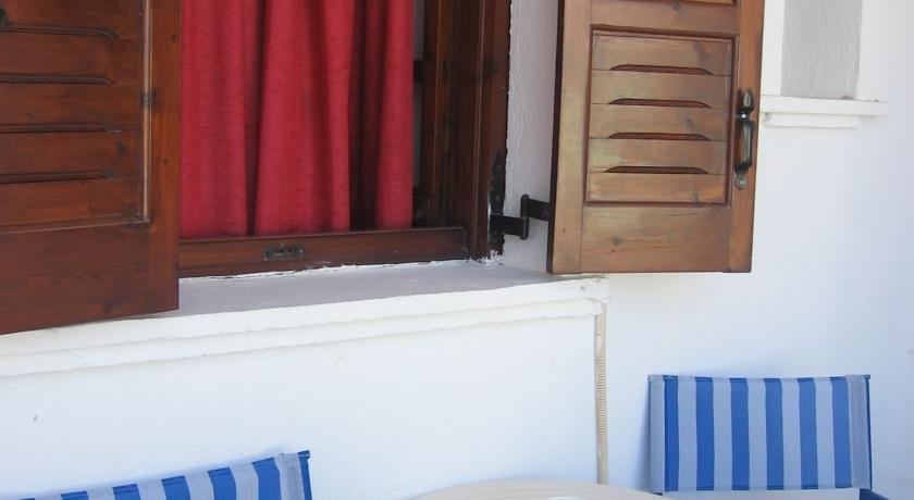 Evelina Beach Pension A Breath Away From The Black Beach Offer Plenty Of Accommodation Type To Suit Every Traveler'S Needs-Economic Rooms-Thematic Rooms-Design Rooms-Kitchenette Rooms-Studios-Small Apartments Perissa (Santorini) Exterior foto
